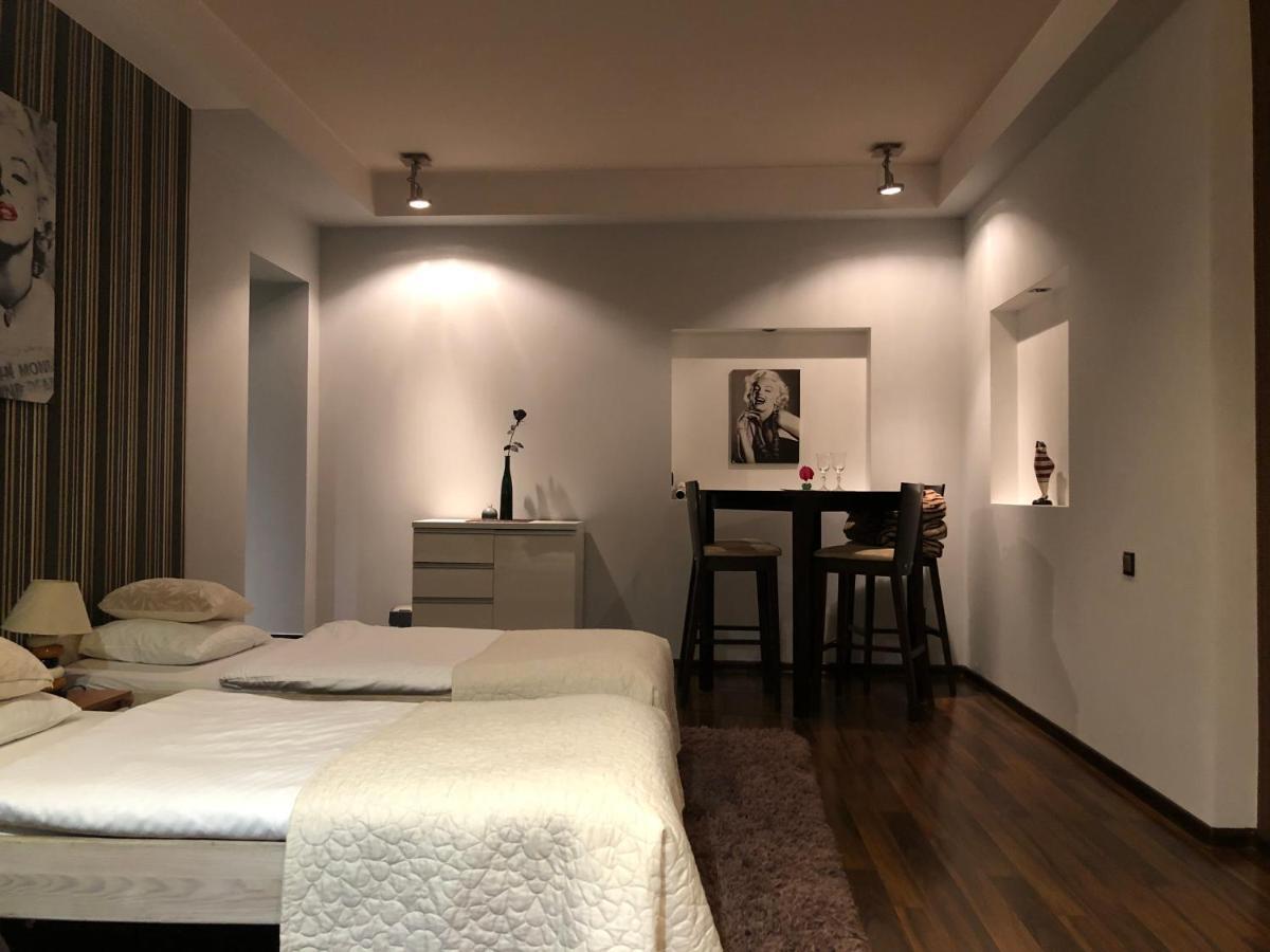 Apartament Tipton Leilighet Jelenia Góra Eksteriør bilde